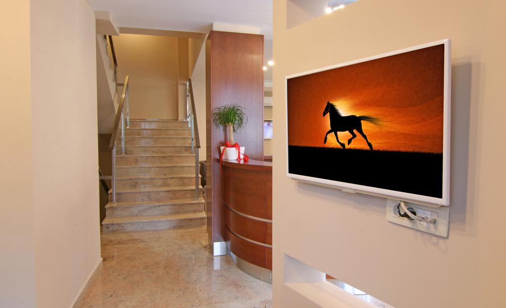 Hotel Vlaho Skopje Extérieur photo