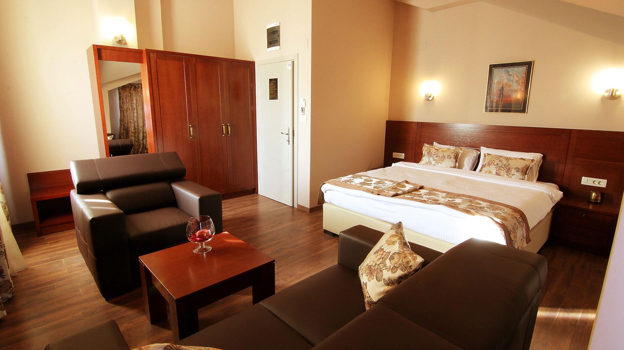 Hotel Vlaho Skopje Extérieur photo