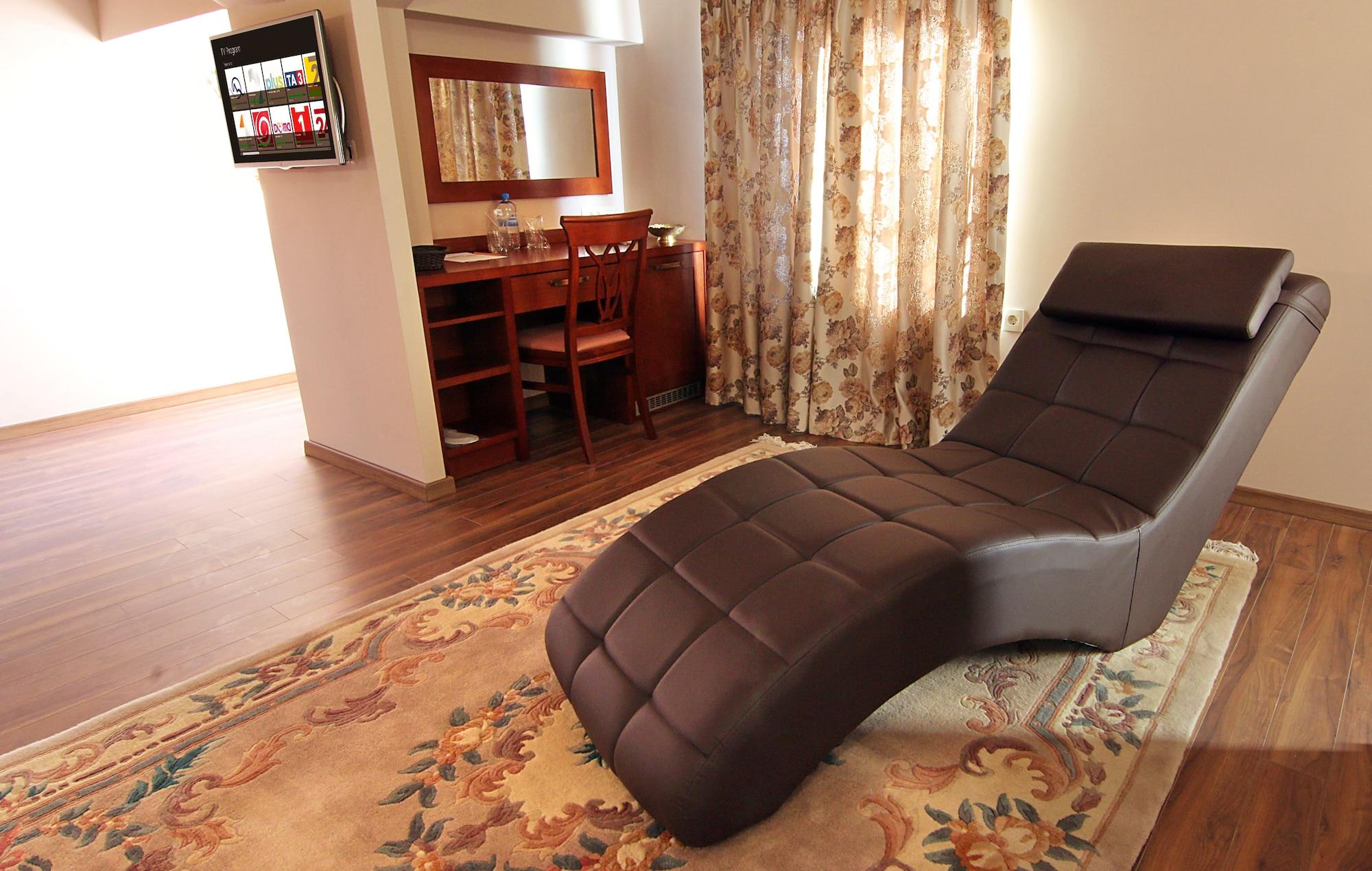 Hotel Vlaho Skopje Extérieur photo