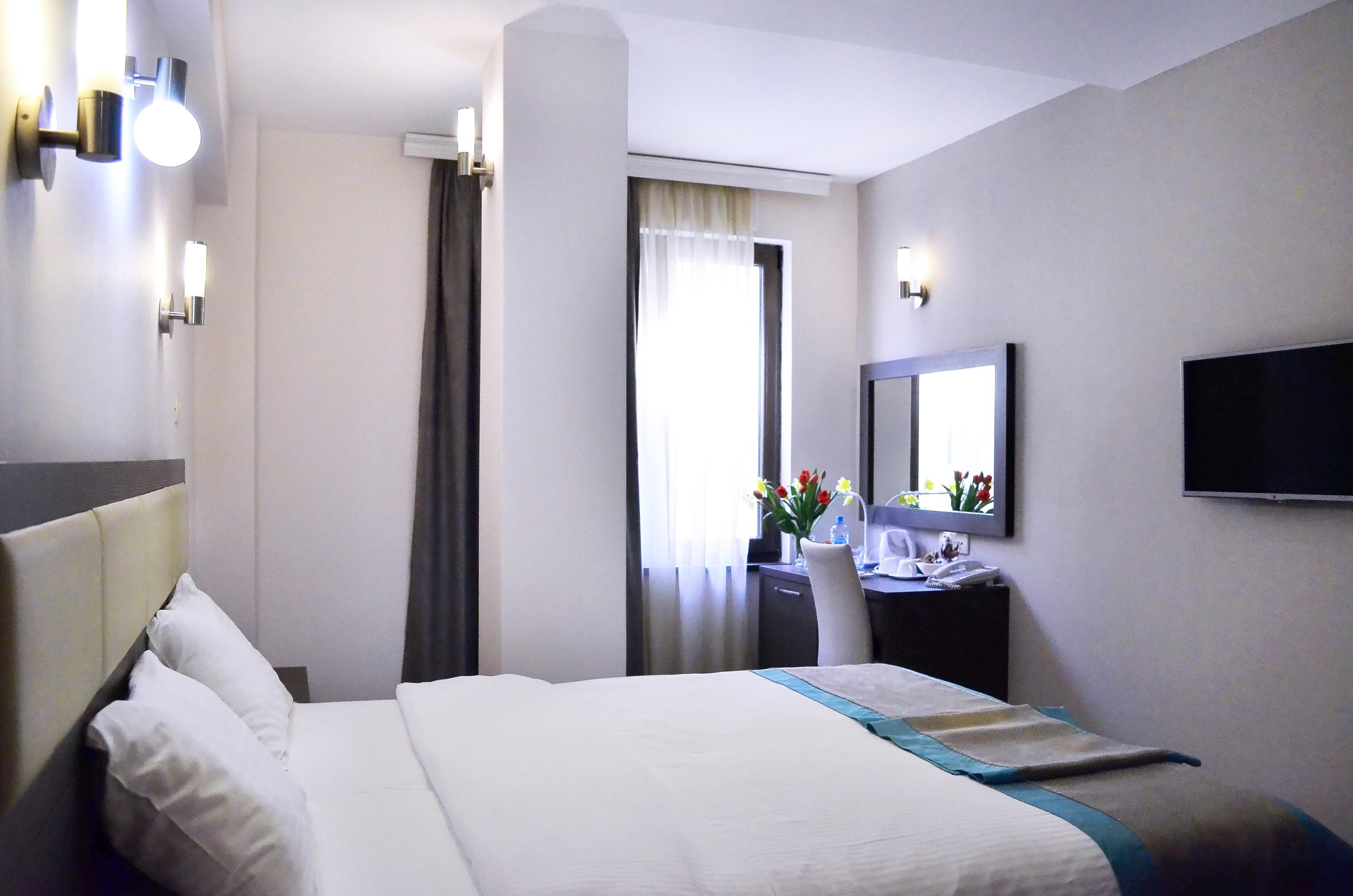 Hotel Vlaho Skopje Extérieur photo