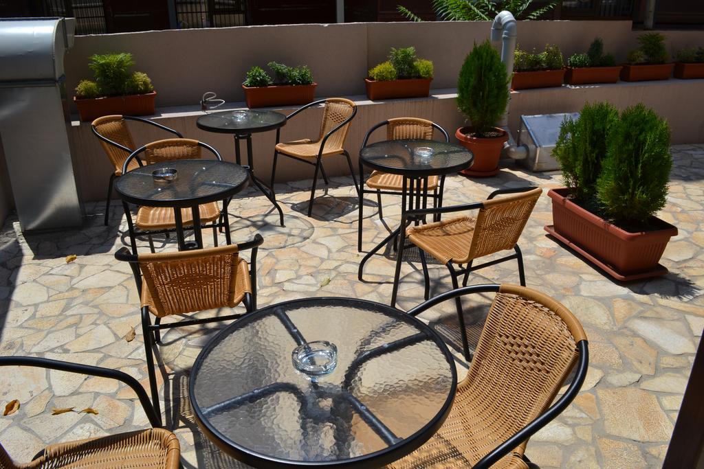 Hotel Vlaho Skopje Extérieur photo