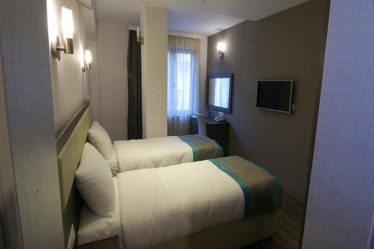 Hotel Vlaho Skopje Extérieur photo