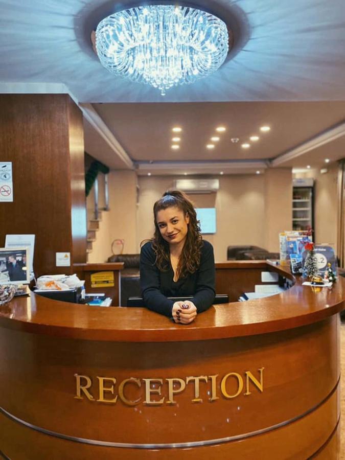 Hotel Vlaho Skopje Extérieur photo